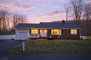 5 Birch Rd, Byram Township, NJ 07821 - Photo 2