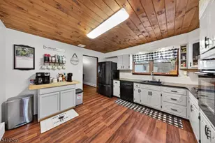 5 Birch Rd, Byram Township, NJ 07821 - Photo 28