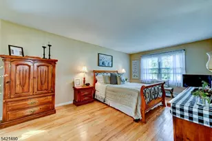 8 Loretta Ln, Jefferson Township, NJ 07438 - Photo 14