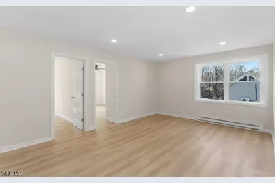 127 Main St #2B, Bloomingdale, NJ 07403 - Photo 4