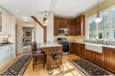 68 W Main St, Clinton, NJ 08809 - Photo 14