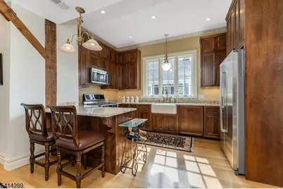 68 W Main St, Clinton, NJ 08809 - Photo 12