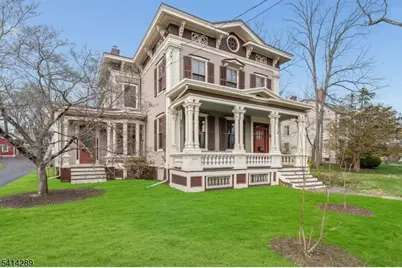 68 W Main St, Clinton, NJ 08809 - Photo 2