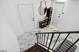 121 Arlington St, Newark, NJ 07102 - Photo 2