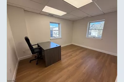 206 Bellevue Ave, Montclair, NJ 07043 - Photo 6