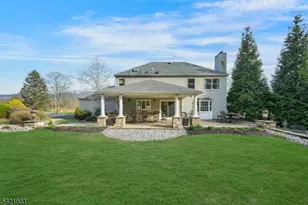 2 Lauren Dr, Franklin Township, NJ 08886 - Photo 36