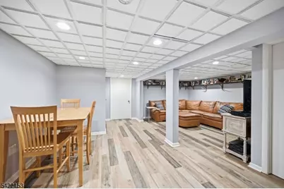 157 Oakwood Ave, North Haledon, NJ 07508 - Photo 24