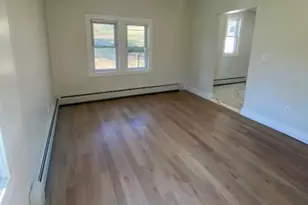 323 Rutherford Ave, Franklin, NJ 07416 - Photo 2