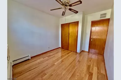 46 Frances St, Clifton, NJ 07014 - Photo 2