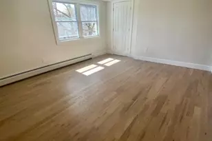 323 Rutherford Ave, Franklin, NJ 07416 - Photo 2