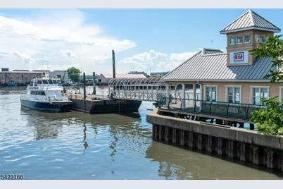 20766 Shearwater Ct #66, Jersey City, NJ 07305 - Photo 28