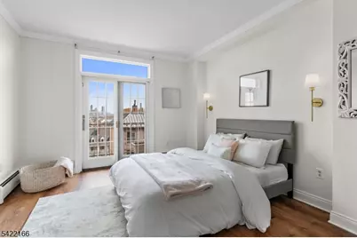 20766 Shearwater Ct #66, Jersey City, NJ 07305 - Photo 12