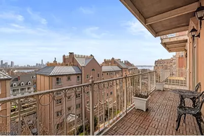 20766 Shearwater Ct #66, Jersey City, NJ 07305 - Photo 16