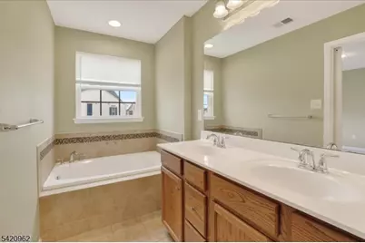 4 Jake Dr, Tinton Falls Boro, NJ 07712 - Photo 20