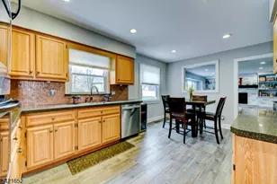 3 Yorktown Rd, Millstone Borough, NJ 08844 - Photo 4