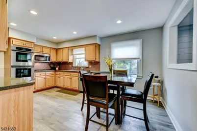 3 Yorktown Rd, Millstone Borough, NJ 08844 - Photo 6