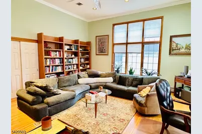 407 Mountain Way, Parsippany, NJ 07950 - Photo 2