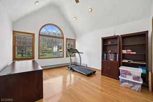 407 Mountain Way, Parsippany, NJ 07950 - Photo 28