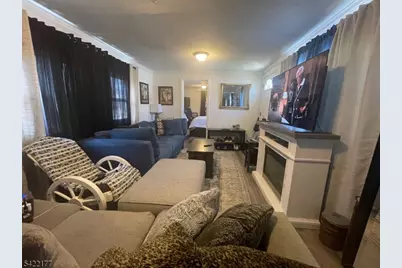 28 Finns Dr, Wayne Twp., NJ 07470 - Photo 6