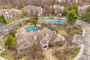 703 4 Seasons Dr, Wayne, NJ 07470 - Photo 24