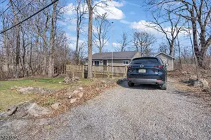 128 Birch Rd, Vernon, NJ 07422 - Photo 24