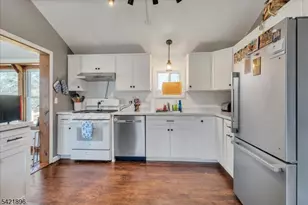 128 Birch Rd, Vernon, NJ 07422 - Photo 8