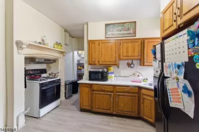 27 Jacques St, Elizabeth, NJ 07201 - Photo 8