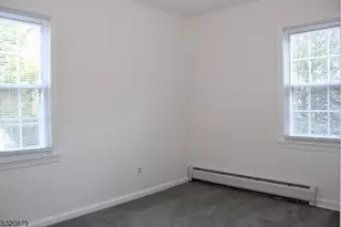 102 Paterson Ave, Midland Park, NJ 07432 - Photo 16