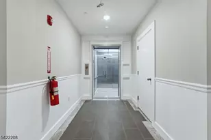 95 Shepherds Ln, Totowa, NJ 07512 - Photo 2