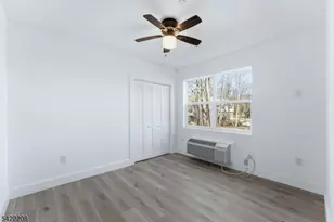 95 Shepherds Ln, Totowa, NJ 07512 - Photo 10