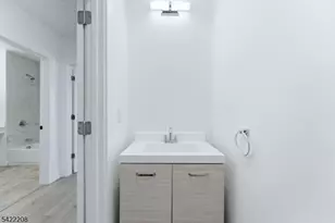 95 Shepherds Ln, Totowa, NJ 07512 - Photo 14