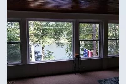 207 Larsens Dr, Denville, NJ 07834 - Photo 8