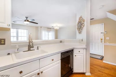 1011 Worthington Ct, Denville, NJ 07834 - Photo 14