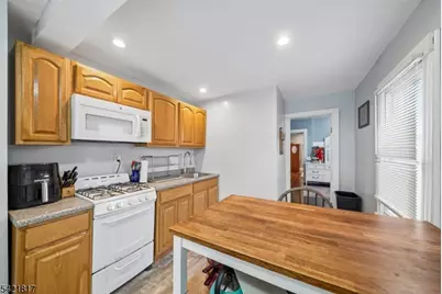 44 State St, East Orange, NJ 07017 - Photo 4