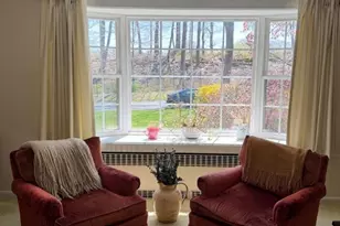 618 Fairway Dr, Union Township, NJ 07083 - Photo 8