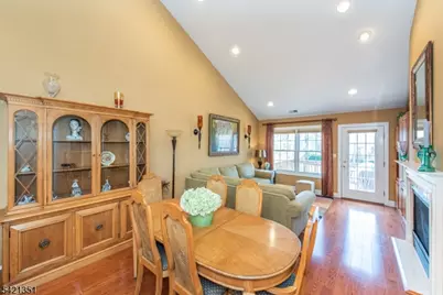 24 Hopkins Ct, Parsippany, NJ 07054 - Photo 6