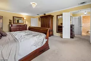 1 Dellmead Dr, Livingston, NJ 07039 - Photo 20