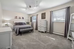 1 Dellmead Dr, Livingston, NJ 07039 - Photo 24