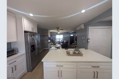 20 Dukes St, Kearny, NJ 07032 - Photo 8