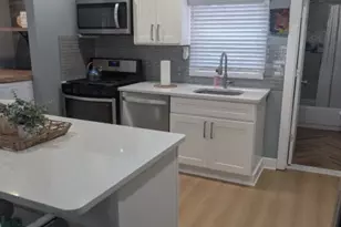 20 Dukes St, Kearny, NJ 07032 - Photo 6