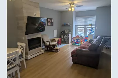 20 Dukes St #2, Kearny, NJ 07032 - Photo 4