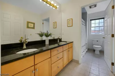 123 N Livingston Ave, Livingston, NJ 07039 - Photo 30