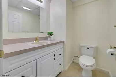 123 N Livingston Ave, Livingston, NJ 07039 - Photo 36