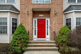 123 N Livingston Ave, Livingston, NJ 07039 - Photo 2