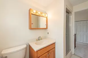 89 Oakland Ave, Rockaway Township, NJ 07866 - Photo 18