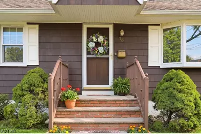 15 Roger Norton Pl, Cranford Township, NJ 07016 - Photo 2