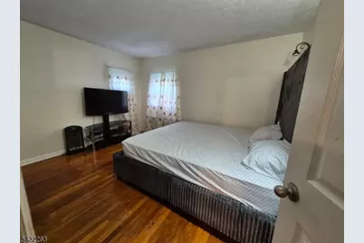 66 Independence Dr, Roselle, NJ 07203 - Photo 18