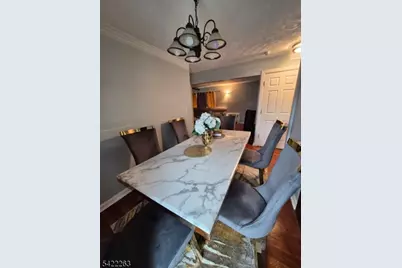 66 Independence Dr, Roselle, NJ 07203 - Photo 8