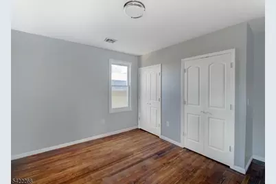 156 Crystal St, North Arlington, NJ 07031 - Photo 4