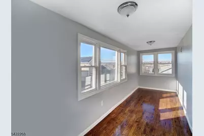 156 Crystal St, North Arlington, NJ 07031 - Photo 8